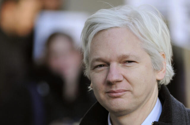 Ekvadoras suteikė prieglobstį "WikiLeaks" įkūrėjui Dž. Asandžui