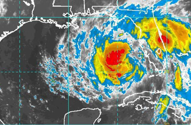 JAV Floridos valstija ruošiasi tropinei audrai