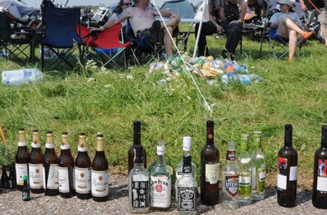 Jūros šventės problemos. Alkoholis