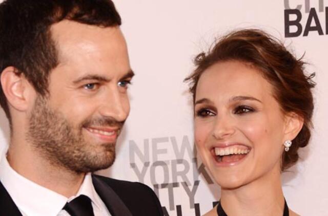 Kino žvaigždė Natalie Portman ištekėjo už savo sūnaus tėvo