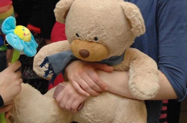 Pliušinių meškiukių desantas: į Lietuvos URM iškviestas Baltarusijos ambasadorius