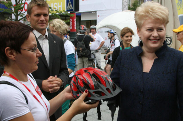 Prezidentės apdovanojimas - "Swedbank" dviratininkų komandai