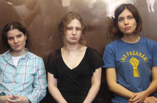 "Pussy Riot" narės pripažintos kaltomis