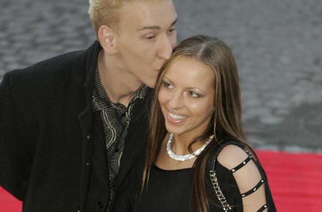 Stresuojantį Minedą puola anoreksija