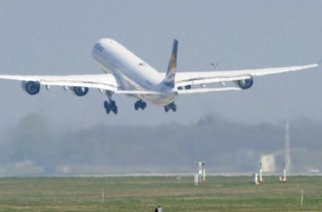 Taupymo sumetimais Graikija atsisako vyriausybinių lėktuvų