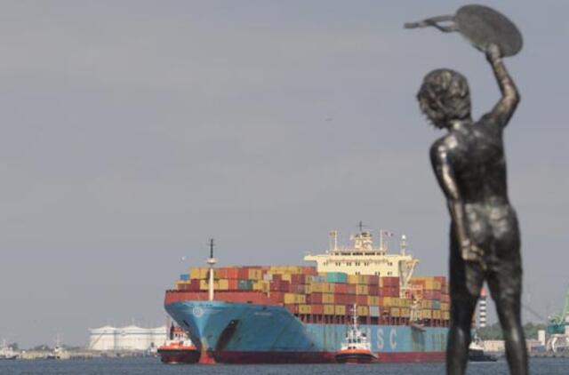 Uosto direkcija ir "Klaipėdos nafta" susitarė dėl milijonų