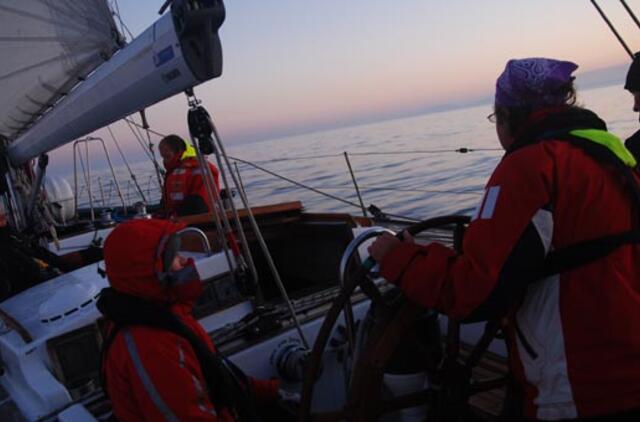 „Lietuva“ grįžta namo