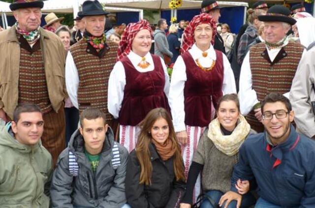 „Palangos stalo“ šventė sudomino ispanus (fotoreportažas)