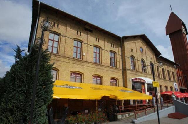 Pietūs, paskaninti stoties žargonu