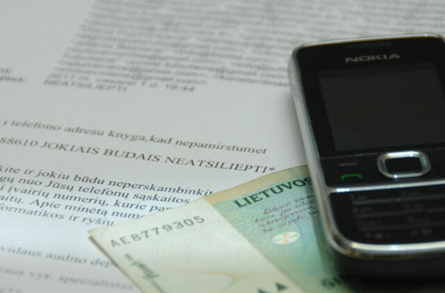 Prokurorų kaltinimų sulaukė „pareigūnai" pinigų lupikautojai