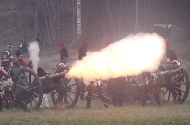 Rusijoje atkartotas Borodino mūšis