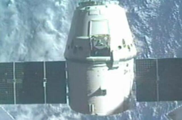 TKS astronautai išėjo į atvirą kosmosą