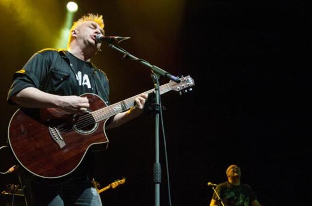 Andrius Mamontovas po koncerto londoniečiams padovanojo širdį