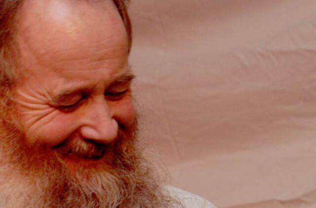 Etnokultūros centre viešės airių folkloro atlikėjas Denis Mc Laughlin