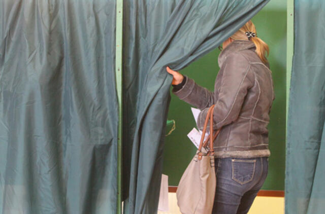 Iki 19 val. Lietuvoje balsavo beveik 45% rinkėjų