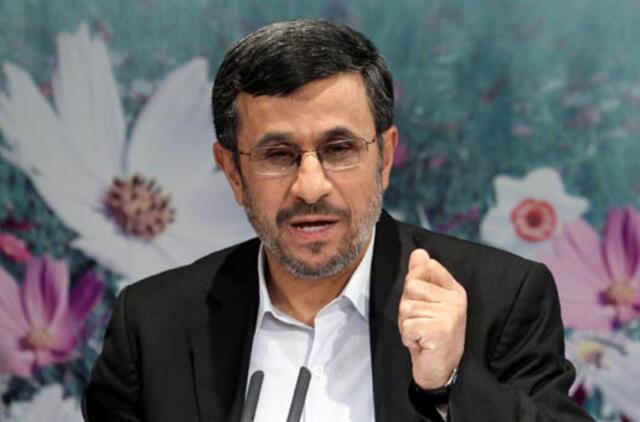 M. Ahmadinedžadas: Iranas sėkmingai susidoroja su sankcijomis