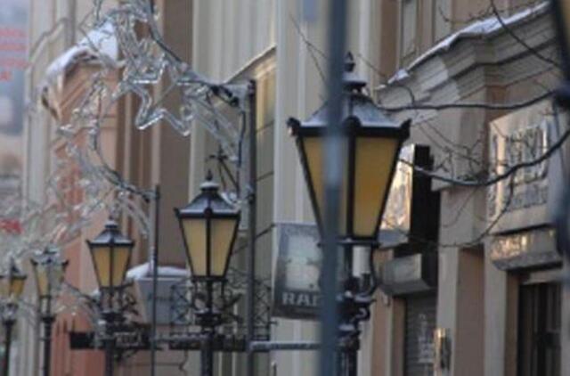 Miegas tamsoje trukdo prisiauginti svorio