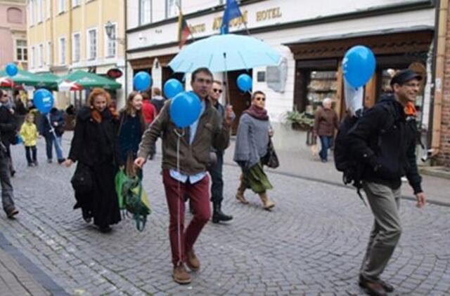 Muzikine eisena Vilniuje prasidėjo dainuojamosios poezijos festivalis "Tai - aš"