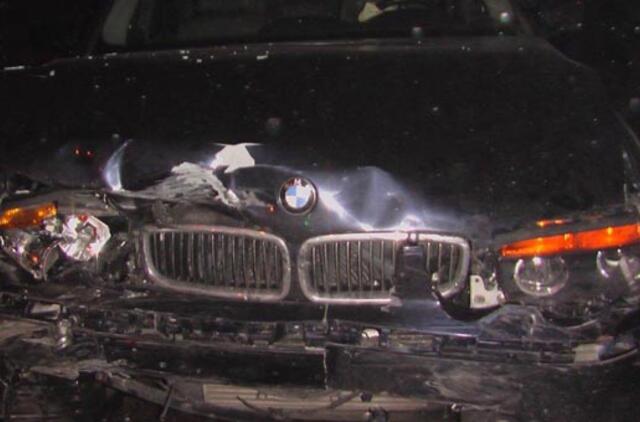 "Opel Astra" pasimaišė BMW kelyje