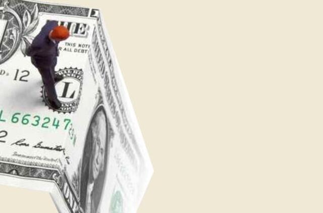 Baltieji rūmai perspėja dėl "fiskalinio skardžio"