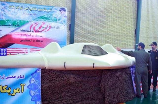 Irano naikintuvai apšaudė JAV bepilotį lėktuvą