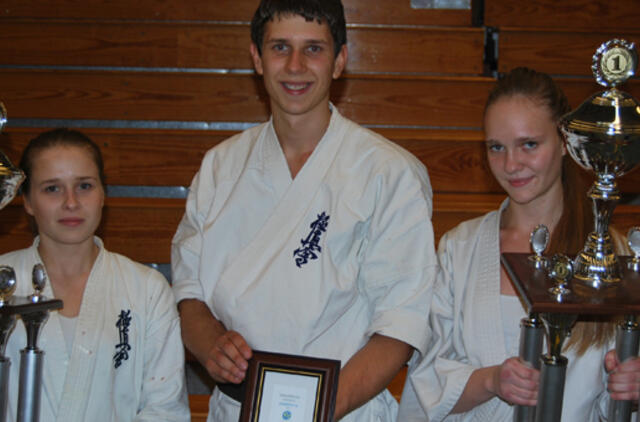 Klaipėdos karatistai Olandijoje buvo stipriausi (video)