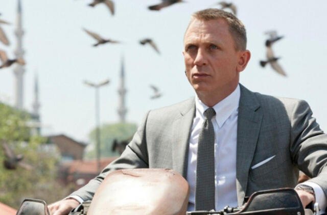 Lietuvą pasiekusi juosta „007 operacija Skyfall“ tapo žiūrimiausiu ir pelningiausiu savaitgalio filmu per visus 2012 metus
