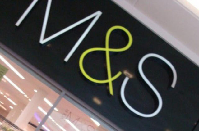 Smunkant pelnui, „Marks & Spencer“ atsisako žvaigždžių