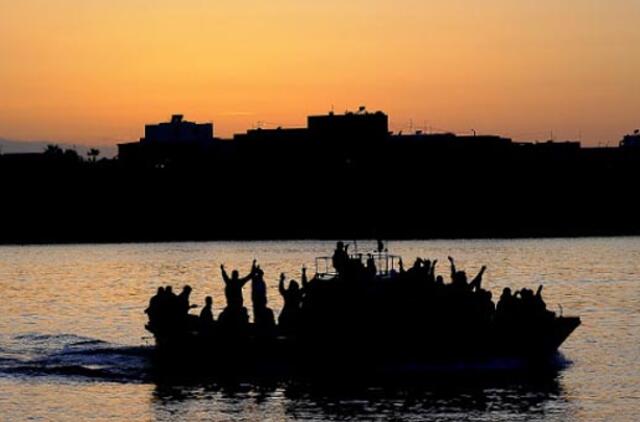 Viduržemio jūroje nuskendo imigrantus plukdęs laivas