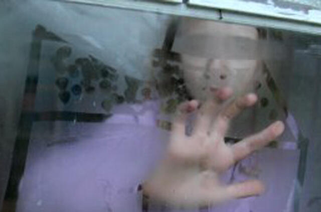 Vie­n­išumas ir ne­ri­mas stu­mia į ne­bū­tį