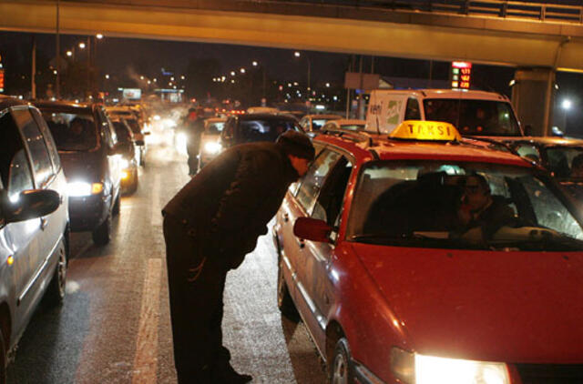 Visi taksi klientai turi gauti kvitus