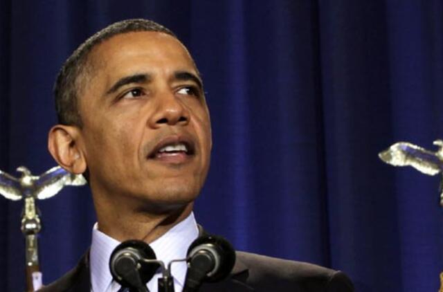 Barakas Obama ragina imtis konkrečių veiksmų dėl ginklų kontrolės