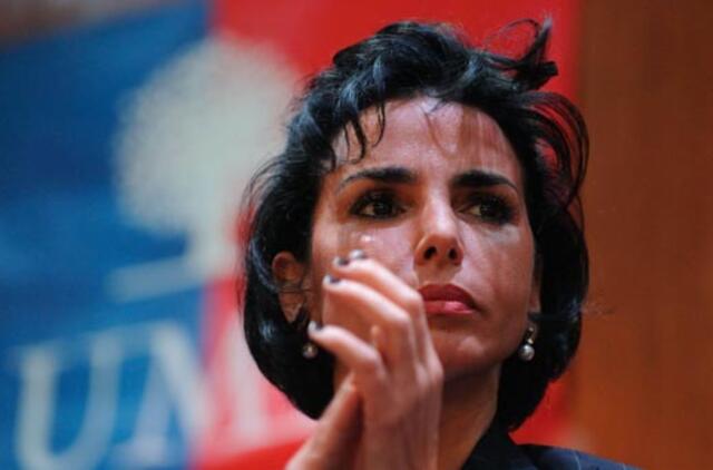 Buvusi Prancūzijos teisingumo ministrė: aštuoni meilužiai, neaišku, kuris yra vaiko tėvas