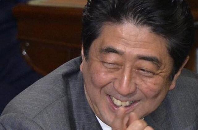 Išrinktas naujas Japonijos premjeras