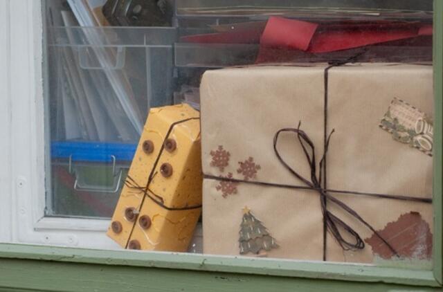 Kalėdinis tyrimas: lietuviai nori dovanų čekio, patys dovanos kosmetiką