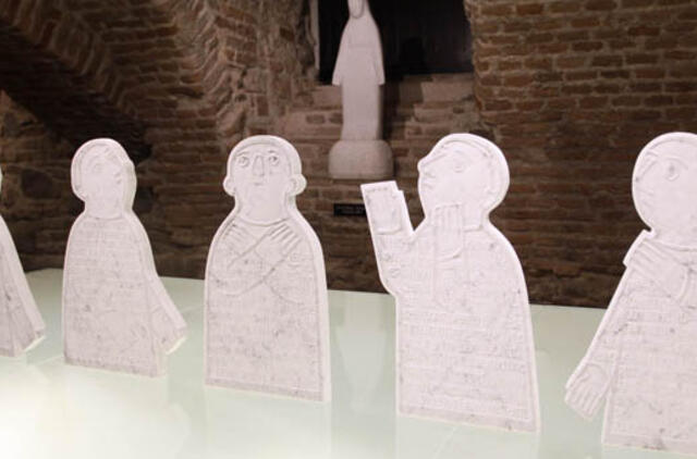 Ksenijos Jaroševaitės skulptūros surinktos į Advento parodą