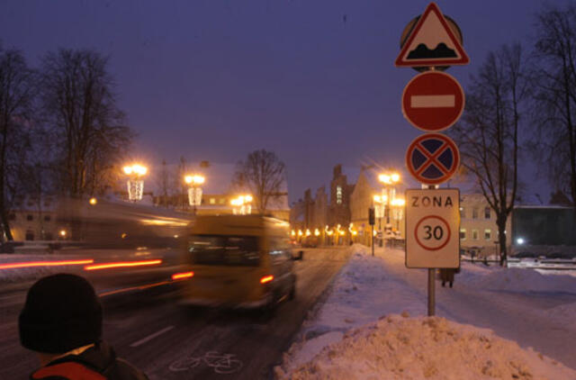 Leidimas važiuoti Tiltų gatve - tik nuo penktadienio