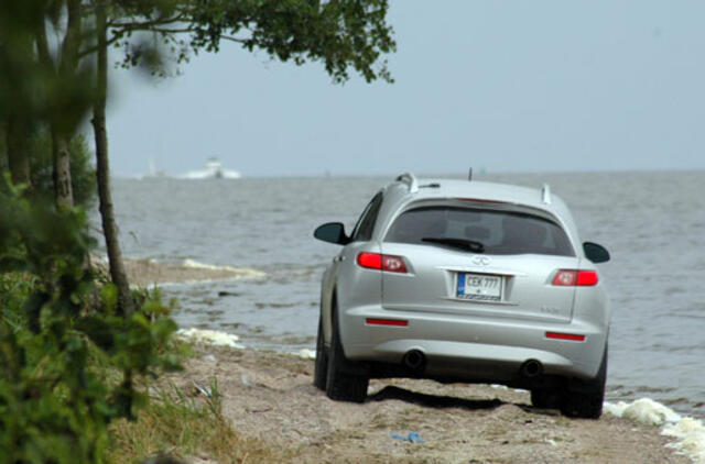 Lietuva keisis duomenimis apie automobilius