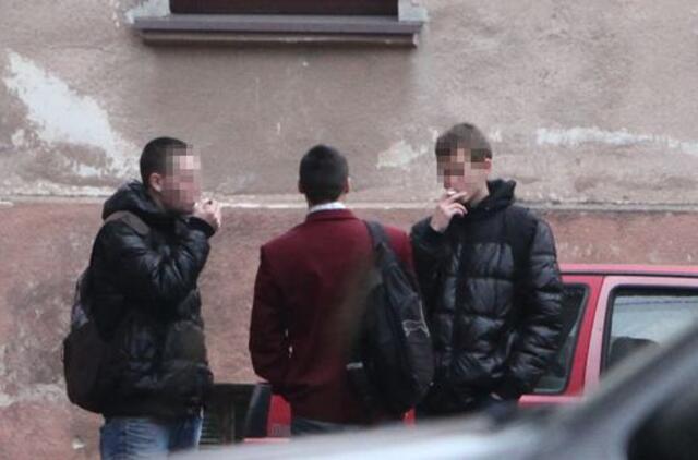 Moksleivių rūkymo ir alkoholio vartojimo įpročius daugiausia lemia šeima, rodo tyrimas