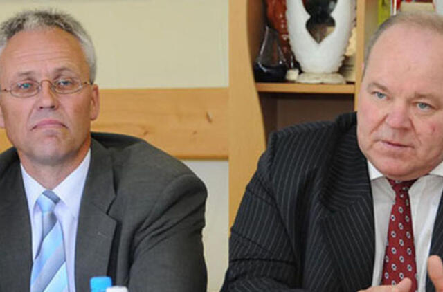 Politikai vis dar įsižeidę