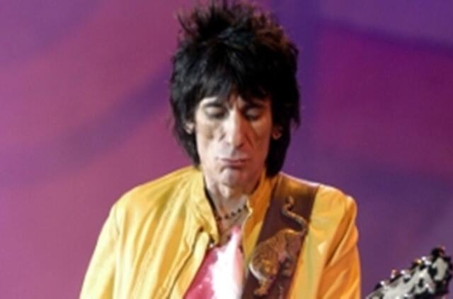 "Rolling Stones" gitaristas Ronis Vudas vedė trečią kartą