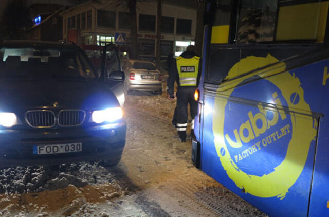 Trigubas prisilietimas "užkimšo" Sportininkų gatvę