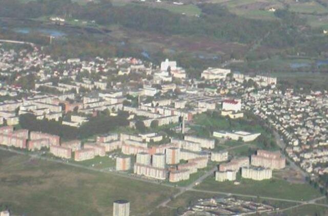 Apleista karjerų teritorija apaugo šviesiomis vizijomis