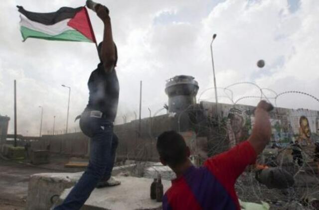 Izraelio kareiviai Vakarų krante nušovė palestinietę