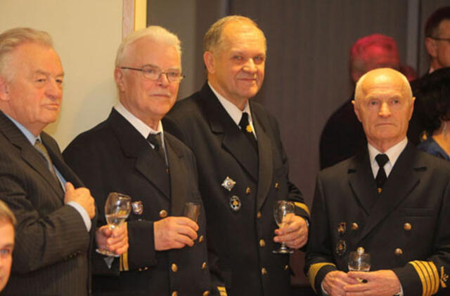 Mažiausi skaičiumi, bet ne darbais