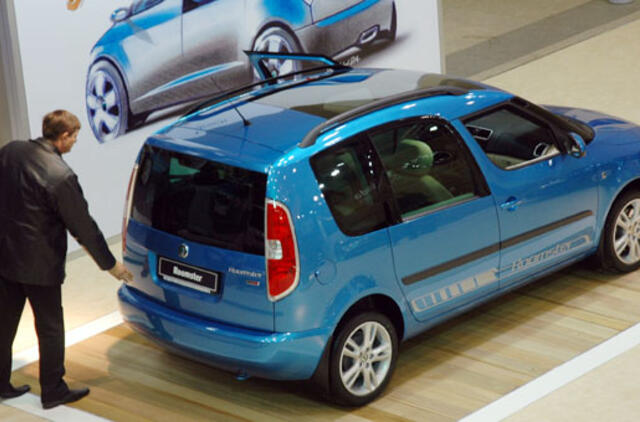 Naujų automobilių rinka Lietuvoje smuko 9 procentais