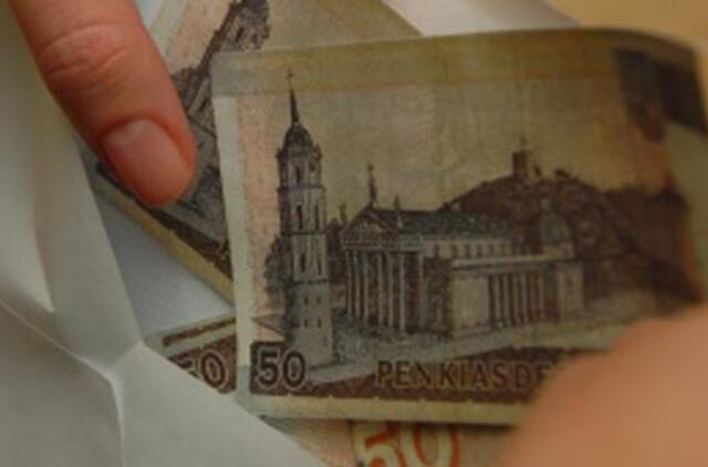 Neblaivus vairuotojas bandė atsipirkti 200 litų kyšiu