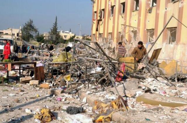 Per du sprogimus universitete Sirijoje, naujais duomenimis, žuvo 80 žmonių