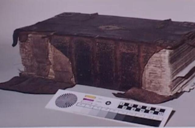 Šilutės muziejuje eksponuojama 300 metų Biblija