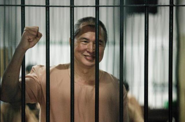 Tailande žurnalo redaktorius už karaliaus kritiką nuteistas kalėti 10 metų